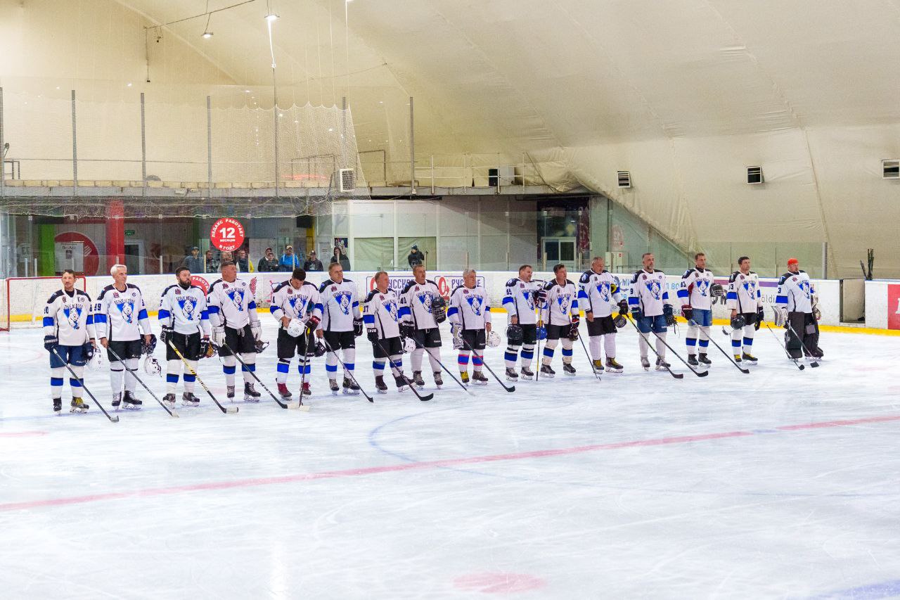 НХЛ, дивизион 40+ Белые медведи - Викинги 3-1